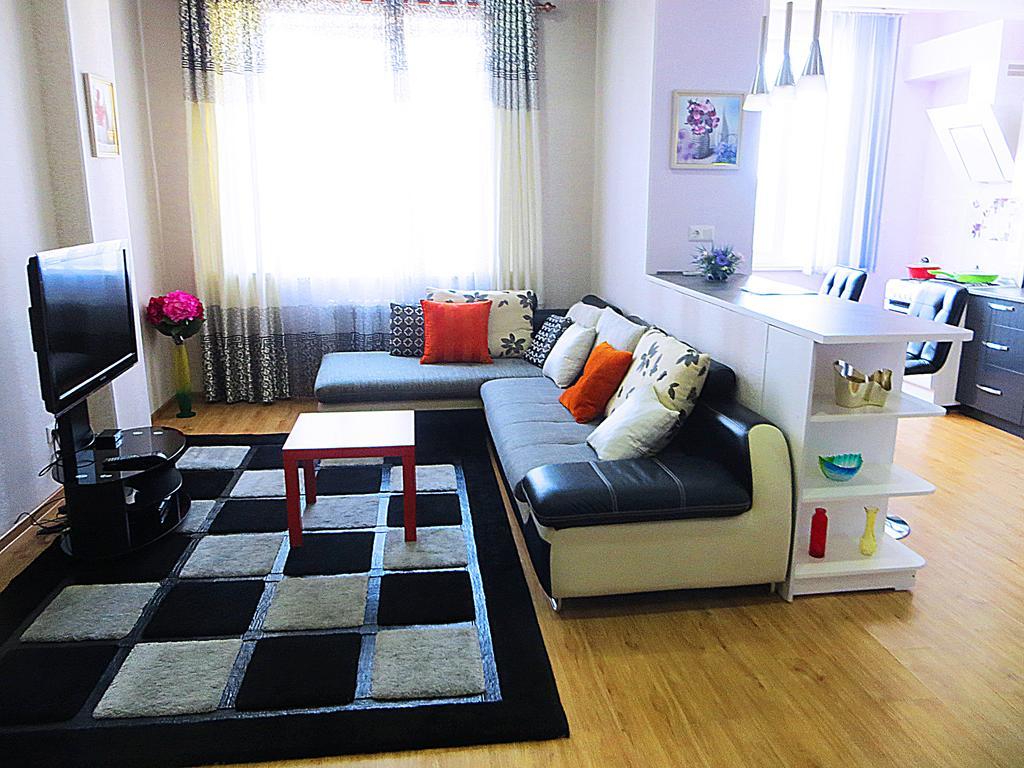 Bishkek Flatlux Apartments Eksteriør billede