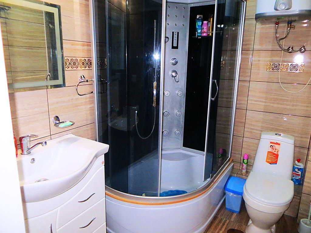 Bishkek Flatlux Apartments Eksteriør billede